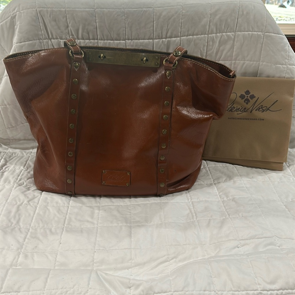 Patricia Nash tan tote